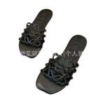 2025 cross-border new casual beach slippers Nigeria Southeast Asia 3D hollow flat bottom one-word strap women's slippers