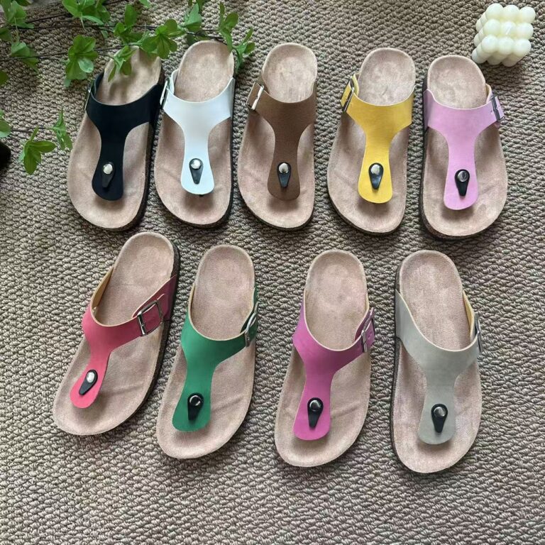 2026 European and American foreign trade flip-flops for women, trendy flip-flops for outer wear, non-slip, fashionable flat bottom cork flip-flops, large size factory ready stock