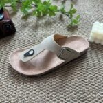 2026 European and American foreign trade flip-flops for women, trendy flip-flops for outer wear, non-slip, fashionable flat bottom cork flip-flops, large size factory ready stock
