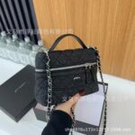 2026 New Crossbody Bag Small Fragrant Style Diamond Check Bag Spring Style Women’s Versatile Bag Ladies’ Commuting Chain Bag