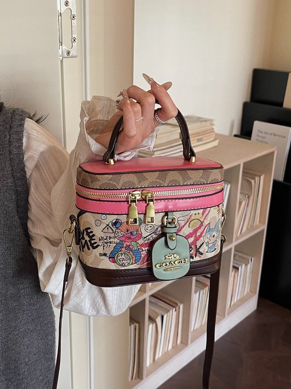 Bag Women's Cute Graffiti Bear Horizontal Portable Cosmetic Bag 2026 New Simple Cartoon Cylindrical Bag Korean Version