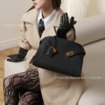 Customized new cross-border women's bag single shoulder crossbody bag personalized versatile handbag light luxury style casual women's crossbody bag