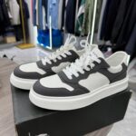 【H Home】Withdraw the remaining orders! Spring and summer casual style contrast color sneakers, breathable and lightweight lace-up casual shoes 1W010A