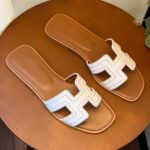 H sandals for women summer 2026 new fashion outer wear flat genuine leather slippers for women with rhinestones for seaside travel
