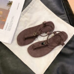 Same style~ Summer new retro mandarin duck design gold buckle T-strap thong flat sandals for women commuting