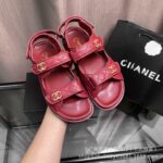 Summer new style small fragrant diamond diamond buckle Velcro thick soft sole sponge cake outdoor Roman beach casual women's sandals