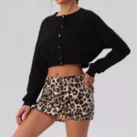 Wholesale and Custom Logo Lightweight Lifestyle Athletic Apparel Cropped Yoga Cardigan with Elastic Cuff, Comfortable Button Down Cotton Sports Tops for Women
