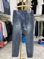【Yajia】Simple and basic model! Spring and summer straight jeans, summer mid-waist zipper trousers, casual KC005
