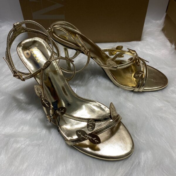 ZA's 2025 new summer new style golden leaf round toe outer wear casual large size drag strips exclusively for cross-border supply