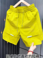 2026 New Shorts Men's Summer Thin Quarter Pants Lightweight Breathable Quick-Drying Casual Sports High-End Fashion Shorts