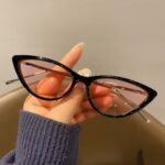 Cat-Eye Sunglasses, Fashionable Sun Protection, European and American Pc Metal Eyeglass Frames, Retro Versatile Trendy Style Sunglasses, Sunshade Goggles