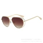 Retro round frame niche design toad mirror for men and women, classic metal sunglasses, anti-UV sun visor