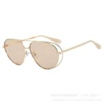 Retro round frame niche design toad mirror for men and women, classic metal sunglasses, anti-UV sun visor