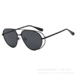 Retro round frame niche design toad mirror for men and women, classic metal sunglasses, anti-UV sun visor