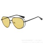 Retro round frame niche design toad mirror for men and women, classic metal sunglasses, anti-UV sun visor