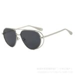 Retro round frame niche design toad mirror for men and women, classic metal sunglasses, anti-UV sun visor