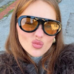 Small frame toad-shaped sunglasses 2025 new ins internet celebrity same style sunglasses sun protection simple sunglasses for women