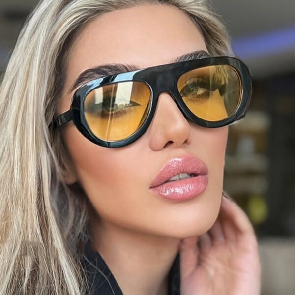 Small frame toad-shaped sunglasses 2025 new ins internet celebrity same style sunglasses sun protection simple sunglasses for women