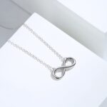 Cross-border stainless steel 8-character necklace chain women's fashionable temperament exquisite high-end simple infinity symbol clavicle chain - Image 2