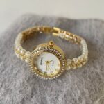 Niche medieval style vintage watch for women niche light luxury retro exquisite high-end gold steel band watch - Image 3